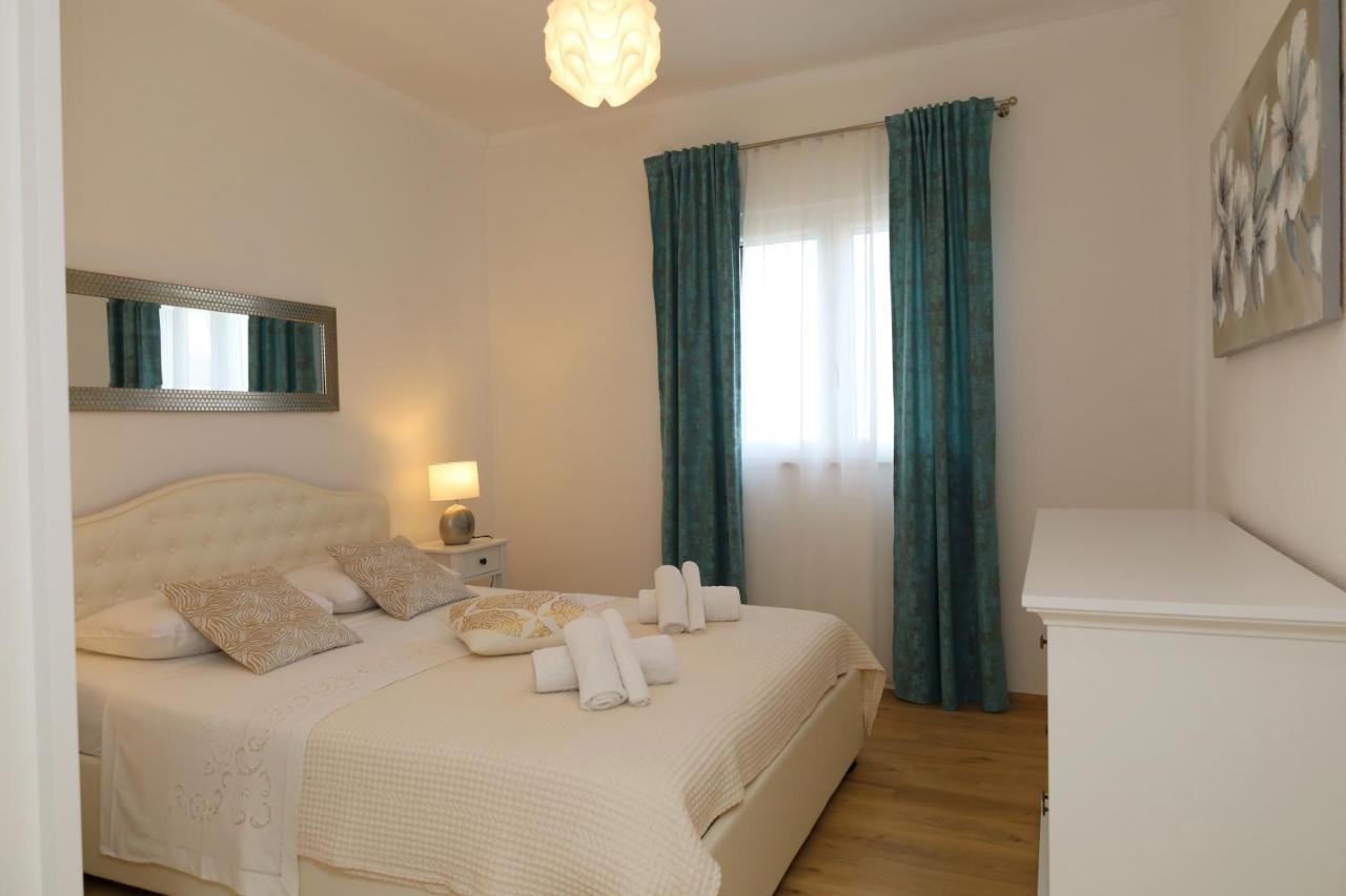 Holiday House Nono Sumartin Exterior foto